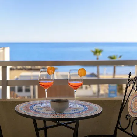 Casa Suli Beachfront Апартаменты Марина-ди-Рагуза